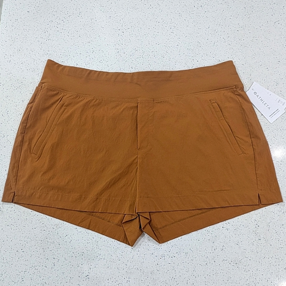 NWT Athleta Trekkie North Short Women Brown Zipper Pockets Elastic Waist Plus 22